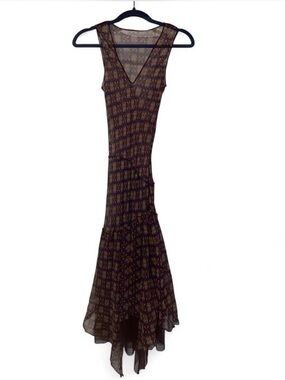 Sleeveless High-Low Floral Midi Dress in Brown